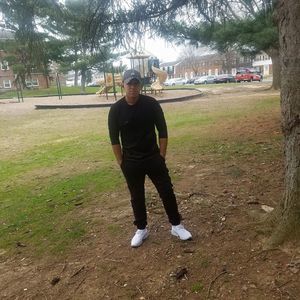 Meet your Posher, Eliseo